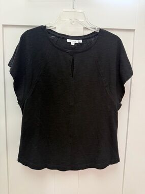 NWOT Chicos Black Keyhole Short Sleeve Top